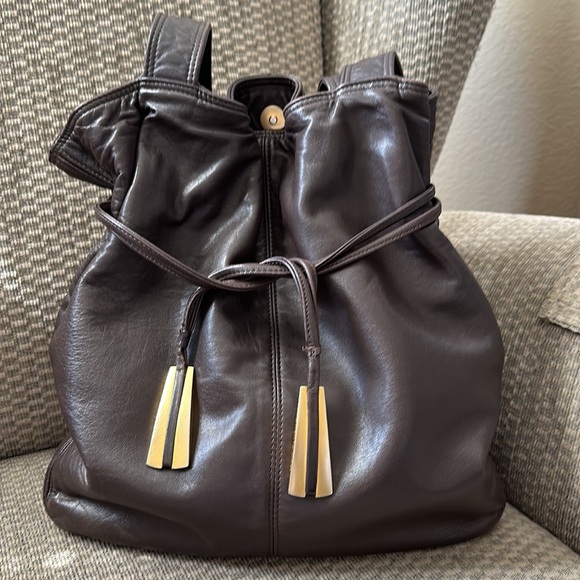 Anne Klein for Oroton shoulder bag. Genuine leather. Vintage. Chocolate/gold. - Picture 1 of 15